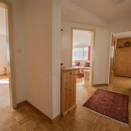 公寓 Chesa Talvo By Interhome