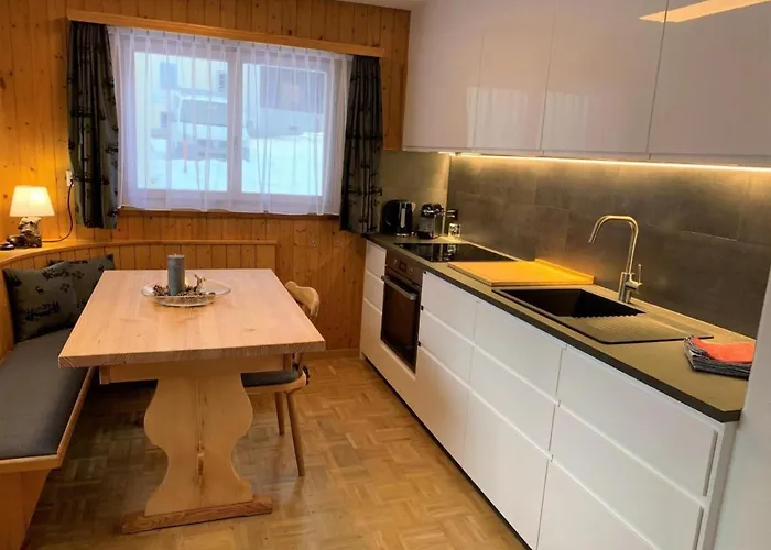 公寓 Chesa Talvo By Interhome